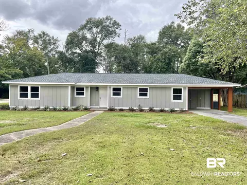 618 S Carney St, Atmore, AL 36502