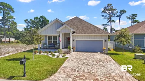 502 Lost Key Dr, Pensacola, FL 32507