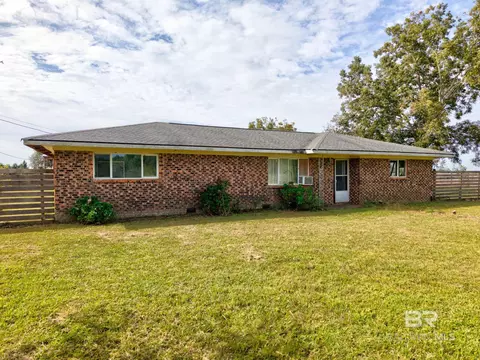 28752 Gardner Rd, Elberta, AL 36530