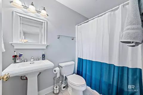 Bath - 6630 E Quarry Dr, Elberta, AL 36530 photo 6 of 6