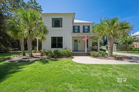 601 Magnolia Cir, Gulf Shores, AL 36542