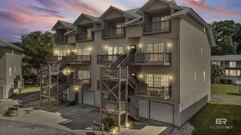 4 Yacht Club Dr #196, Daphne, AL 36526