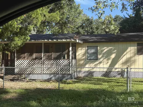 24715 Olive St, Elberta, AL 36530