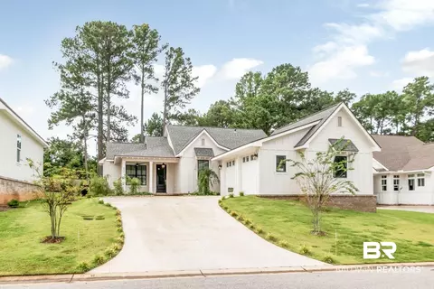 848 Geranium Dr, Fairhope, AL 36532