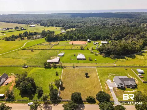 lot5 Horses-n-hounds, Foley, AL 36535