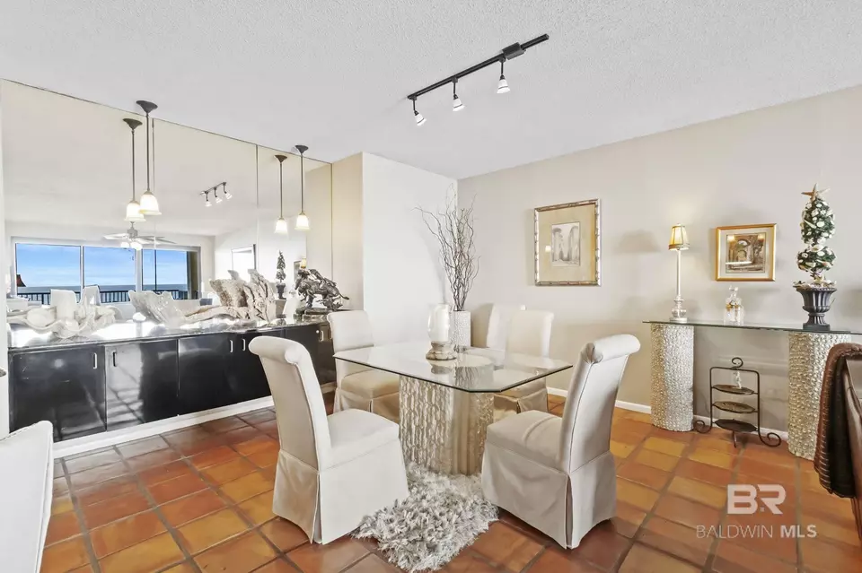 Dining - 24310 Perdido Beach Blvd #402B, Orange Beach, AL 36561 photo 1 of 2