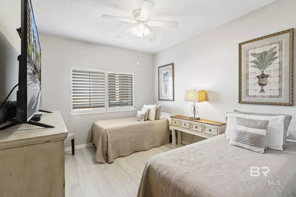 Bedroom - 24310 Perdido Beach Blvd #402B, Orange Beach, AL 36561 photo 10 of 16