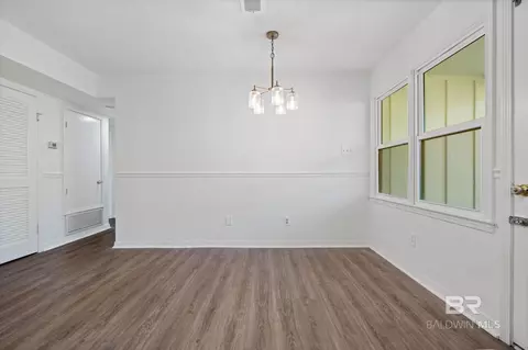 Dining - 511 N Wacker Ln, Mobile, AL 36608 photo 1 of 1