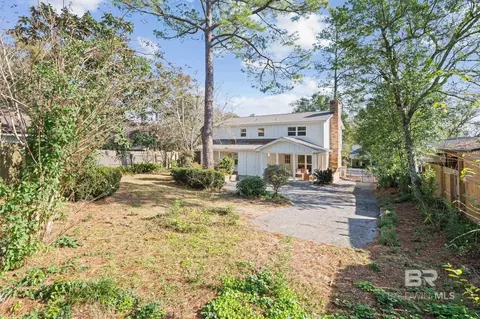 Exterior - 511 N Wacker Ln, Mobile, AL 36608 photo 3 of 9