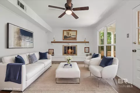 Living - 511 N Wacker Ln, Mobile, AL 36608 photo 1 of 6