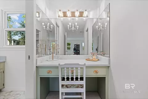Bath - 511 N Wacker Ln, Mobile, AL 36608 photo 4 of 5