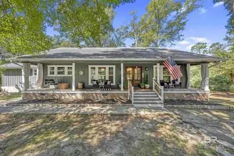 45499 Chalet Dr, Bay Minette, AL 36507