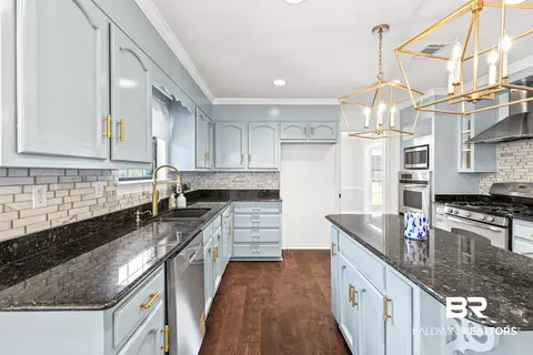 803 Regents Dr, Mobile, AL 36609 photo 10