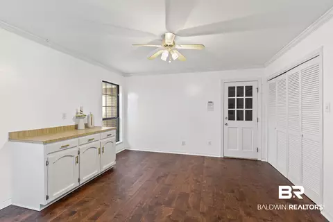 803 Regents Dr, Mobile, AL 36609 photo 13