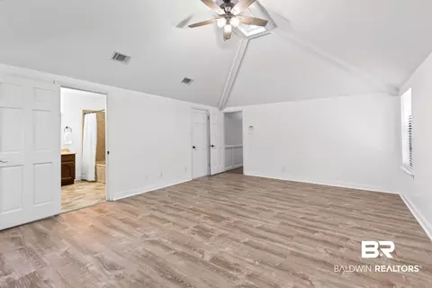 803 Regents Dr, Mobile, AL 36609 photo 21