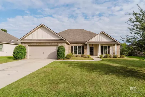 237 Hawthorne Cir, Fairhope, AL 36532