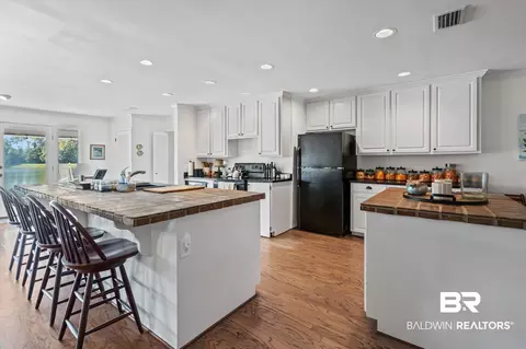 Kitchen - 11555 Jack Hamilton Rd, Mobile, AL 36695 photo 1 of 3