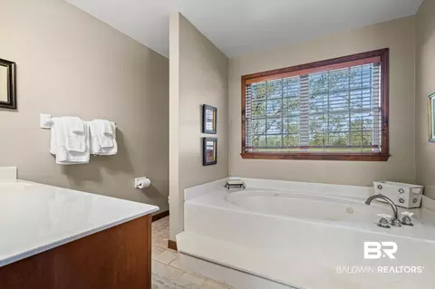 Bath - 11555 Jack Hamilton Rd, Mobile, AL 36695 photo 3 of 4