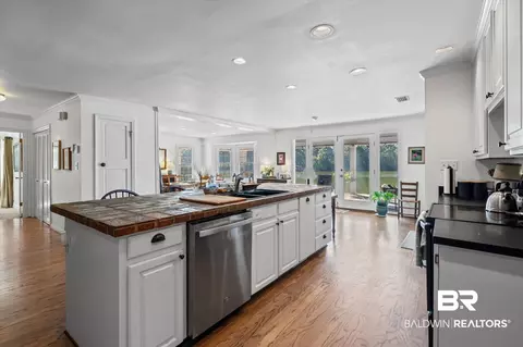 Kitchen - 11555 Jack Hamilton Rd, Mobile, AL 36695 photo 3 of 3