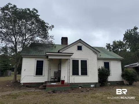 103 Forest Ave, Atmore, AL 36502
