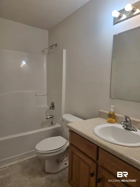 2554 Riverside Dr, Mobile, AL 36605 photo 15