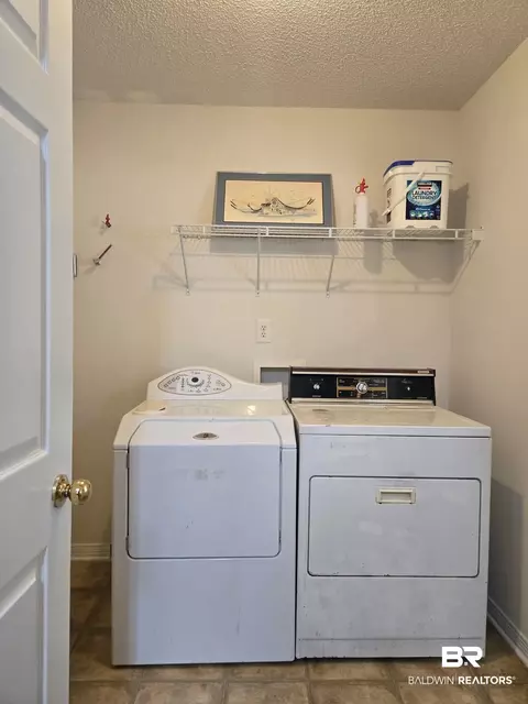 2554 Riverside Dr, Mobile, AL 36605 photo 10
