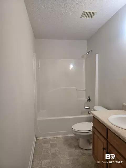 2554 Riverside Dr, Mobile, AL 36605 photo 14