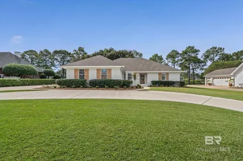 9285 Lakeview Dr, Foley, AL 36535