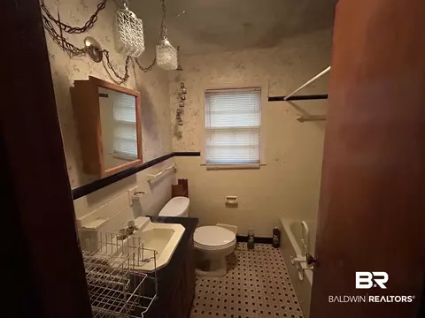 1305 Diane Ct, Mobile, AL 36618 photo 10