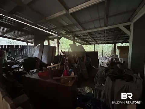 1305 Diane Ct, Mobile, AL 36618 photo 3