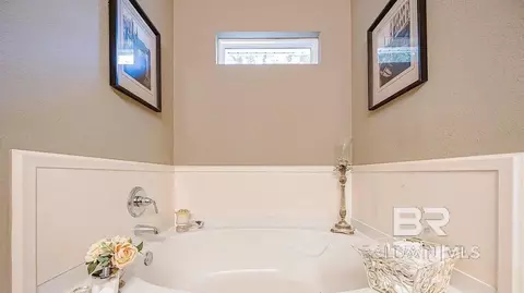 Bath - 12230 Bromley Rd, Stapleton, AL 36578 photo 1 of 2