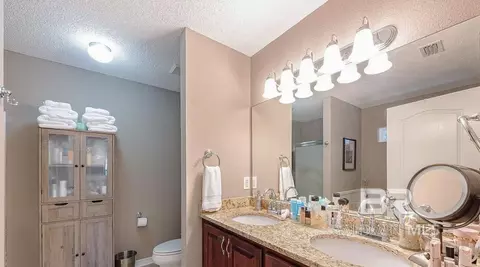 Bath - 12230 Bromley Rd, Stapleton, AL 36578 photo 2 of 2