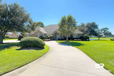 3658 Prestwick Cir, Gulf Shores, AL 36542