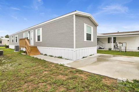 16707 State Highway 180 #34, Gulf Shores, AL 36542