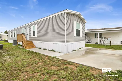 16707 State Highway 180 #34, Gulf Shores, AL 36542