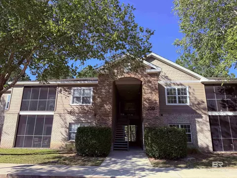450 Park Ave #103, Foley, AL 36535