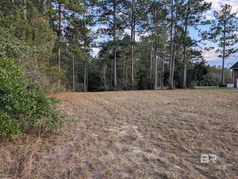245 Juniper Creek Dr, Brewton, AL 36426
