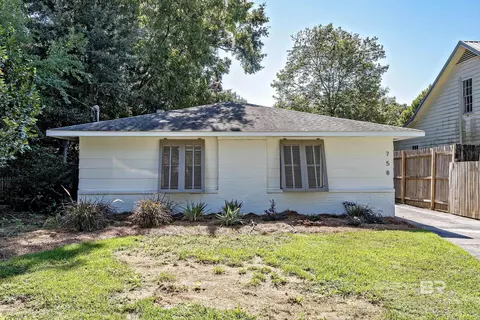 758 Prospect Ave, Fairhope, AL 36532