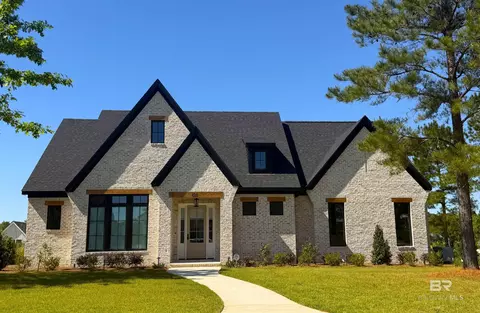 428 Leavie Ln, Fairhope, AL 36532