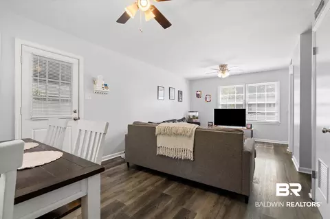 317 Syracuse St, Mobile, AL 36608 photo 11