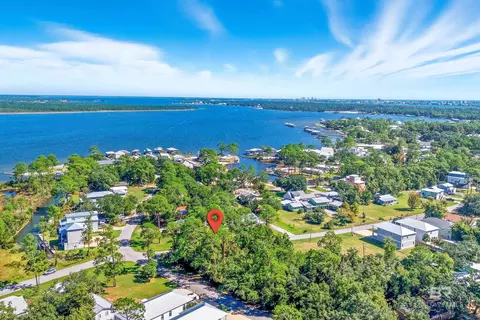 5310 Pine Rd, Orange Beach, AL 36561