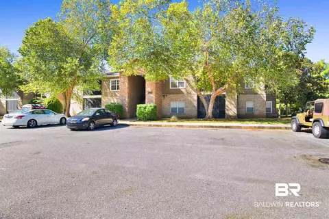 450 Park Ave #202, Foley, AL 36535