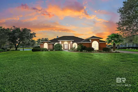 3660 Prestwick Cir, Gulf Shores, AL 36542