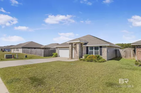 10738 Ridgeview Dr, Mobile, AL 36608