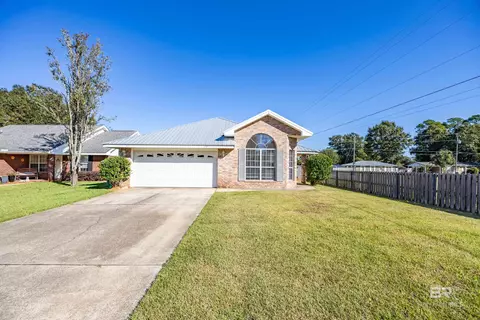 301 Cluster St, Foley, AL 36535