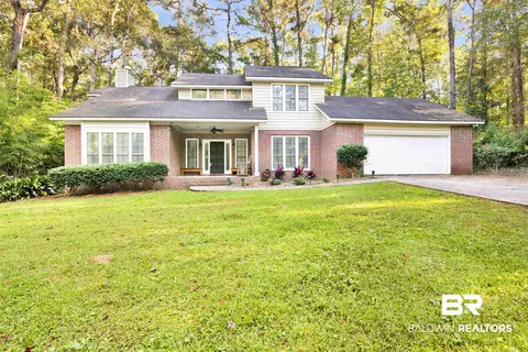 102 Piedmont Cir, Daphne, AL 36526