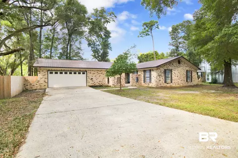 6603 George St, Gulf Shores, AL 36542