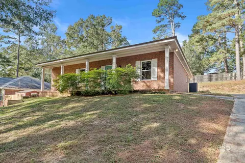 118 E Sara Ave #A, Spanish Fort, AL 36527