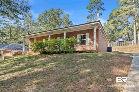 118 E Sara Ave #A, Spanish Fort, AL 36527