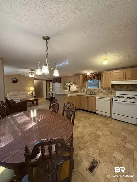 56 Thunder Rd, Evergreen, AL 36401 photo 9